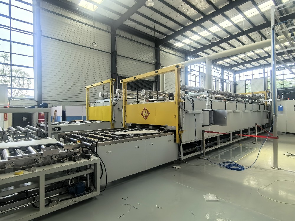 工业隧道炉深度解析：冠顶设备以技术创新驱动高效连续式烘烤解决方案